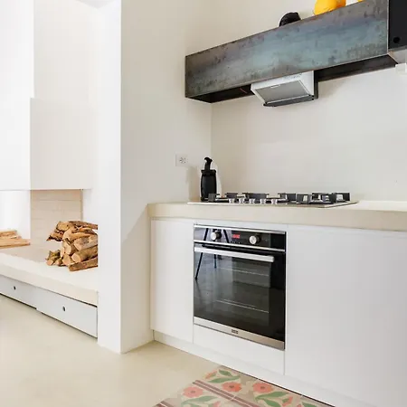 Eclectic Design Meets Puglia Lejlighed