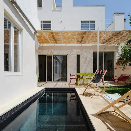 Eclectic Design Meets Puglia Apartamento *