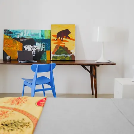 Eclectic Design Meets Puglia Apartamento